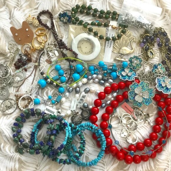 Costume Jewelry - Costume Jewelry Lot Bulk Over 1Ib+ Vintage to New